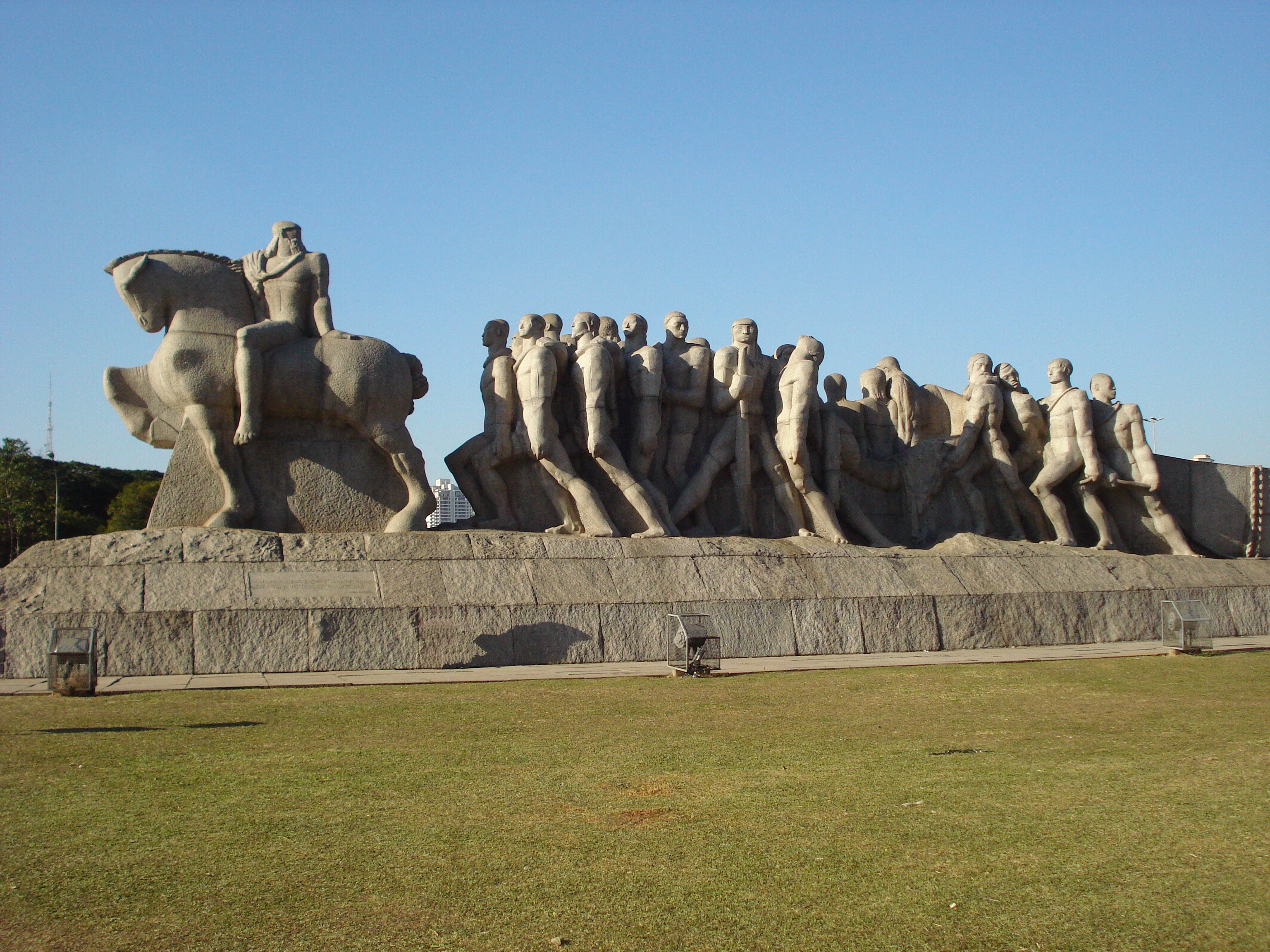 Monumento às bandeiras