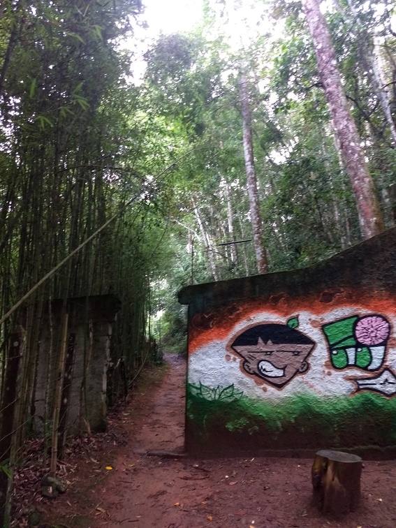 Entrada para a cachoeira