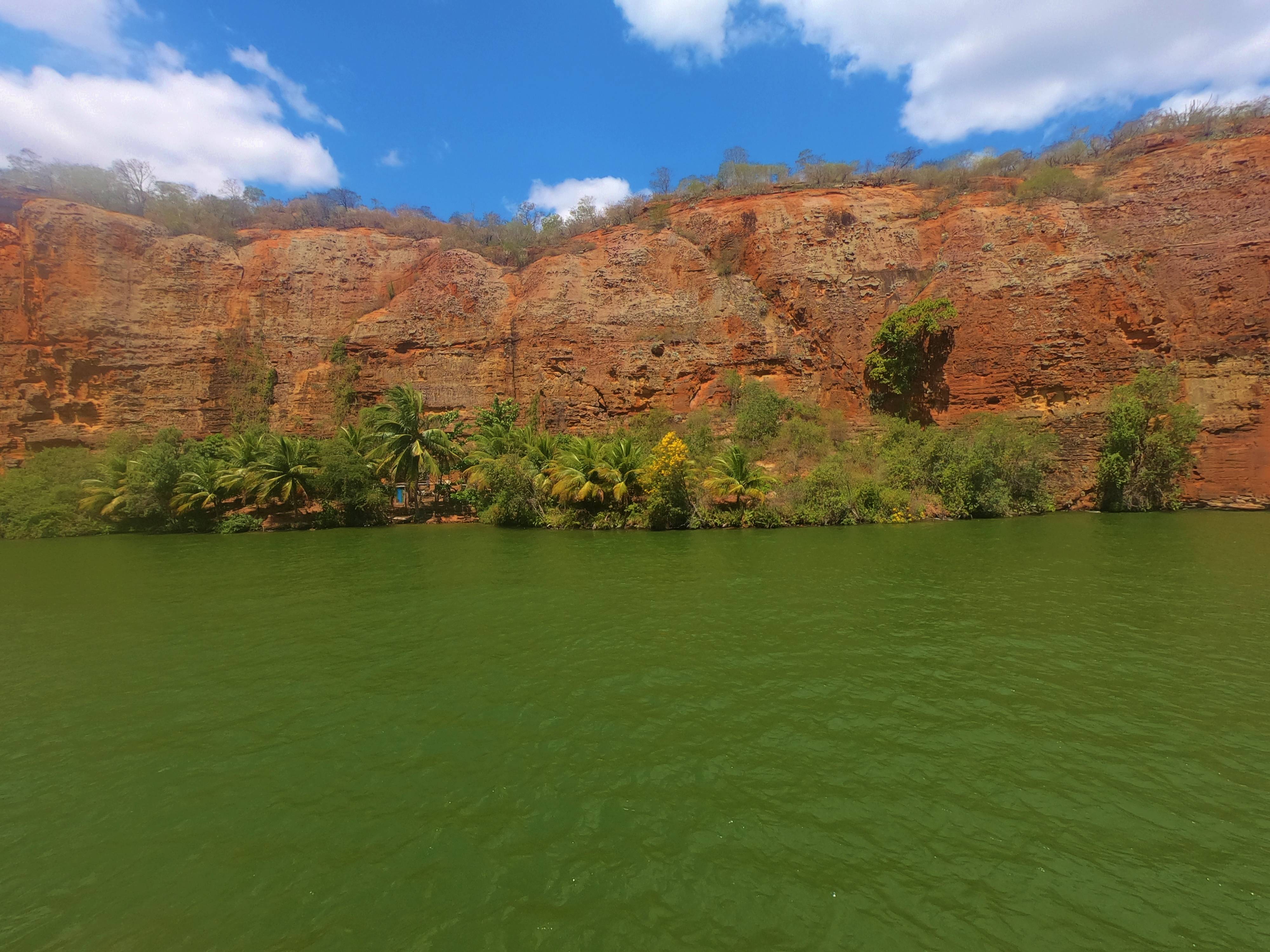 Passeio de barco pelo velho Chico