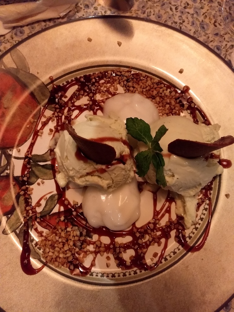 Sorvete de Manjericao da Trattoria B