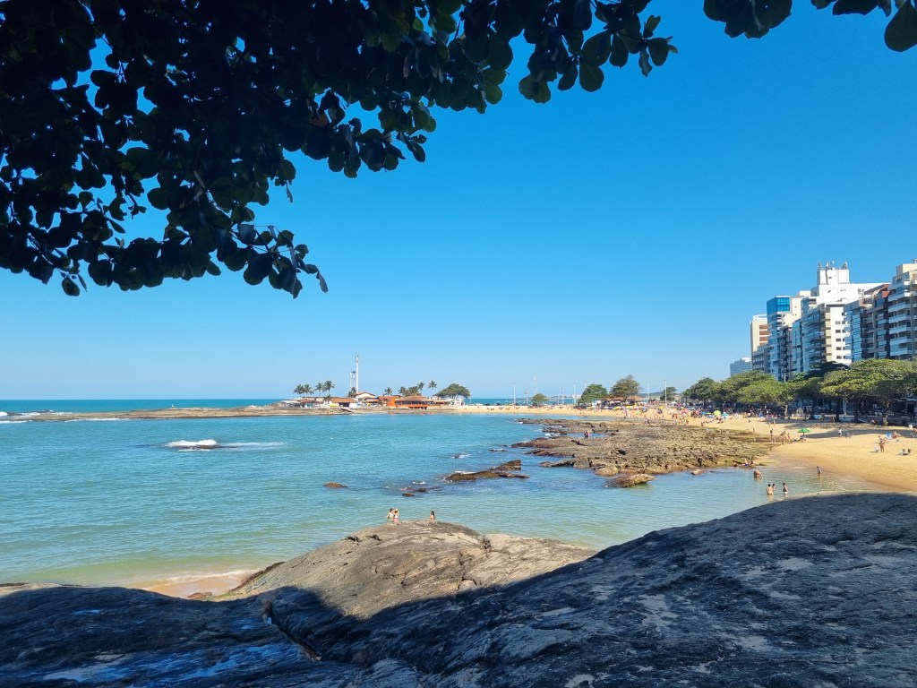 Praia das Castanheiras em Guarapari